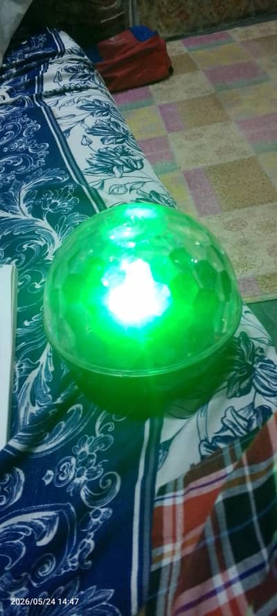 itek disco light + speaker Bluetooth aux + 4 disco function