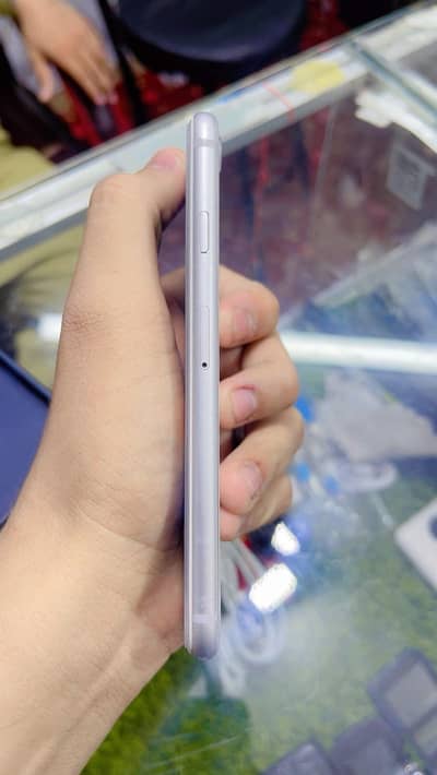 iPhone 8 non pta bypass