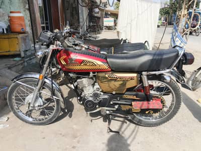 munasib rate py mil Jai ga full ok bike hai
