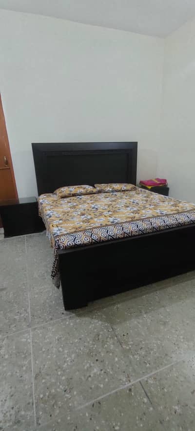 Bed Set in very good condition for sale