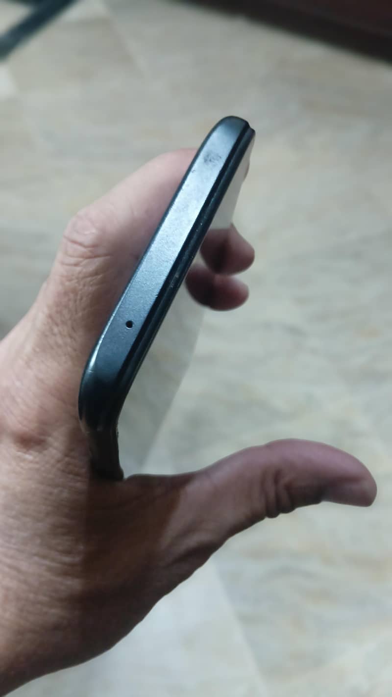 Xiaomi Redmi 8a 4