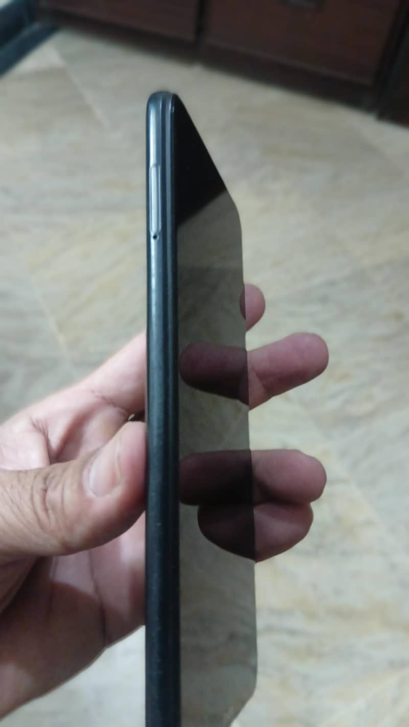 Xiaomi Redmi 8a 5
