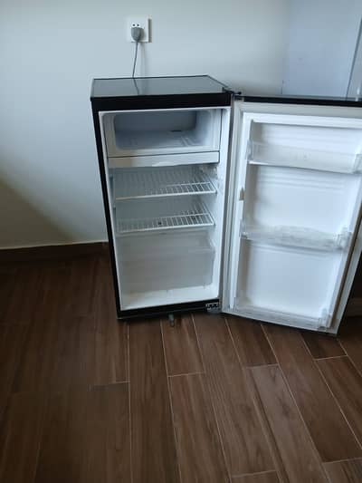 Pel bedroom refregerator