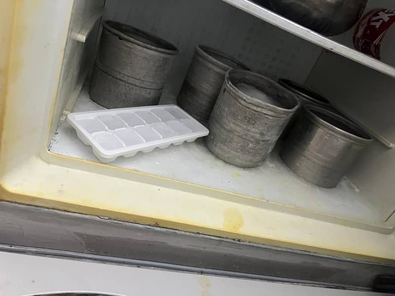 Dawlance fridge 2