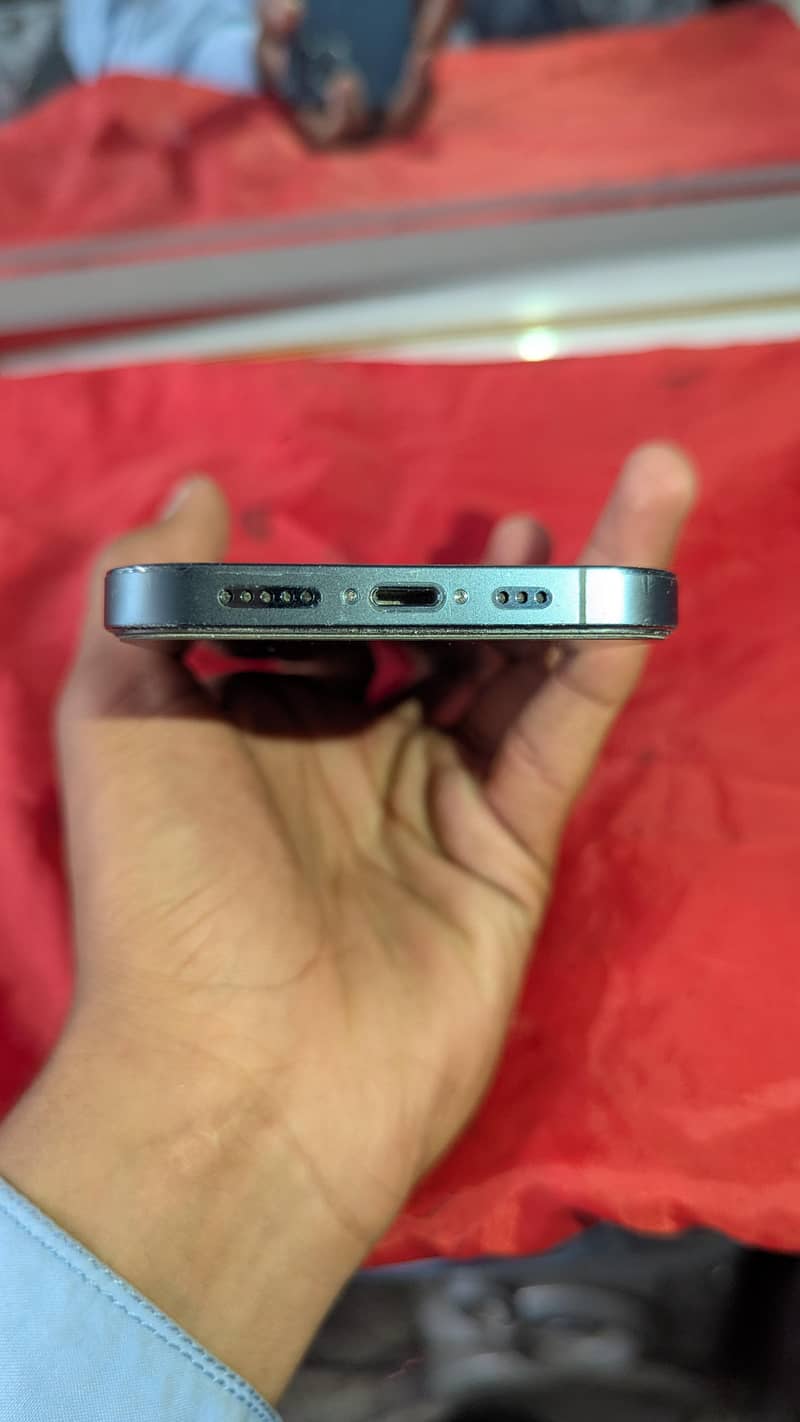 Apple iPhone 12 Pro 3
