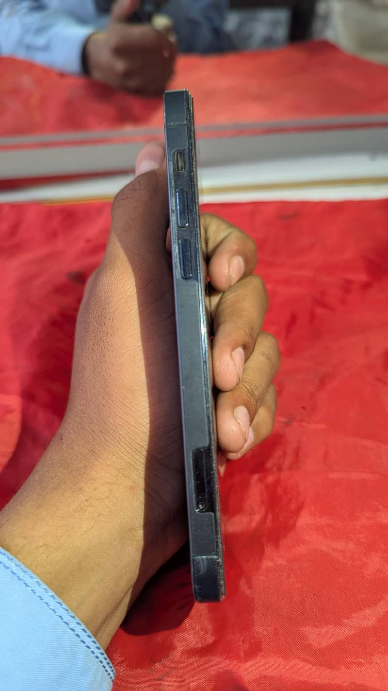Apple iPhone 12 Pro 9