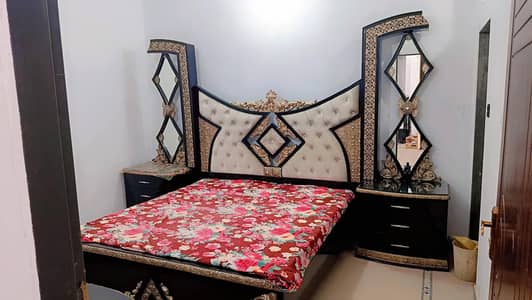 Bed+ Dressing+Chair Set