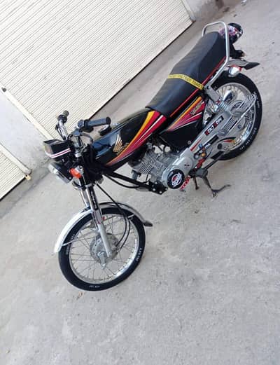 Honda 125cc bike argent for sale 0326,,64,,35,,483