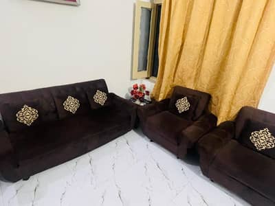 5 seater sofa for sale !