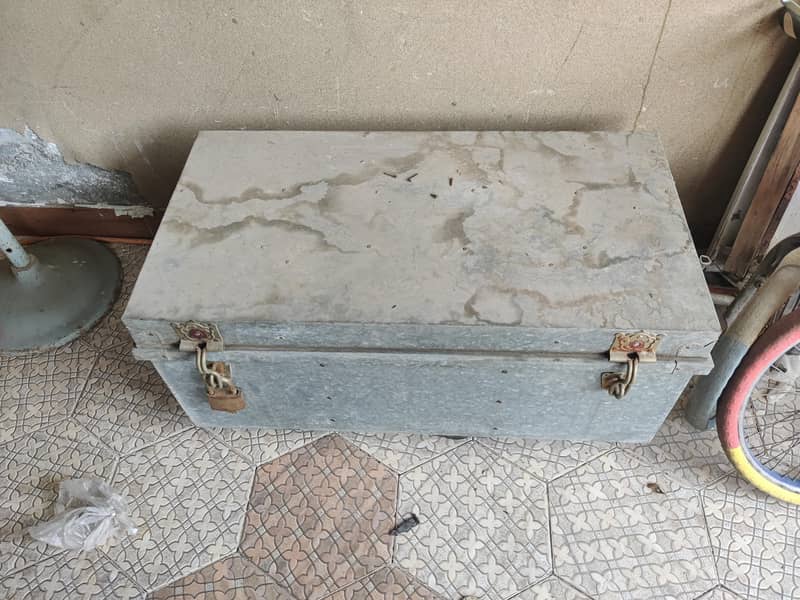 trunk 4