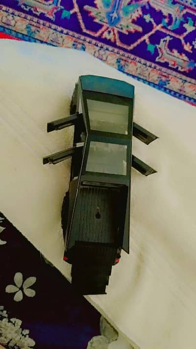 Toy cybertruck