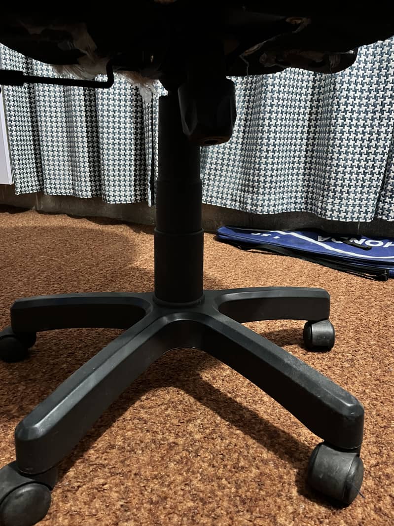 TABLE AND CHAIR - study table set 3
