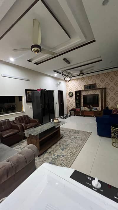 GARDEN TOWN :1 KANAL UPPER PORTION FOR RENT