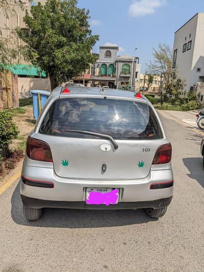 Vitz 2002 For Sale In Lahore