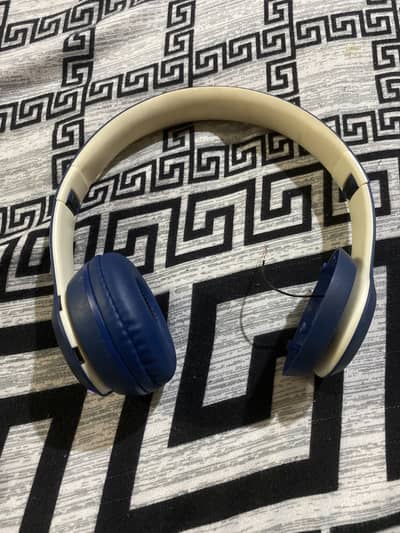 Bluetooth Headphones (One Side Working)