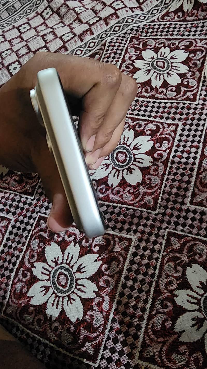 iphone 17 pro max 2