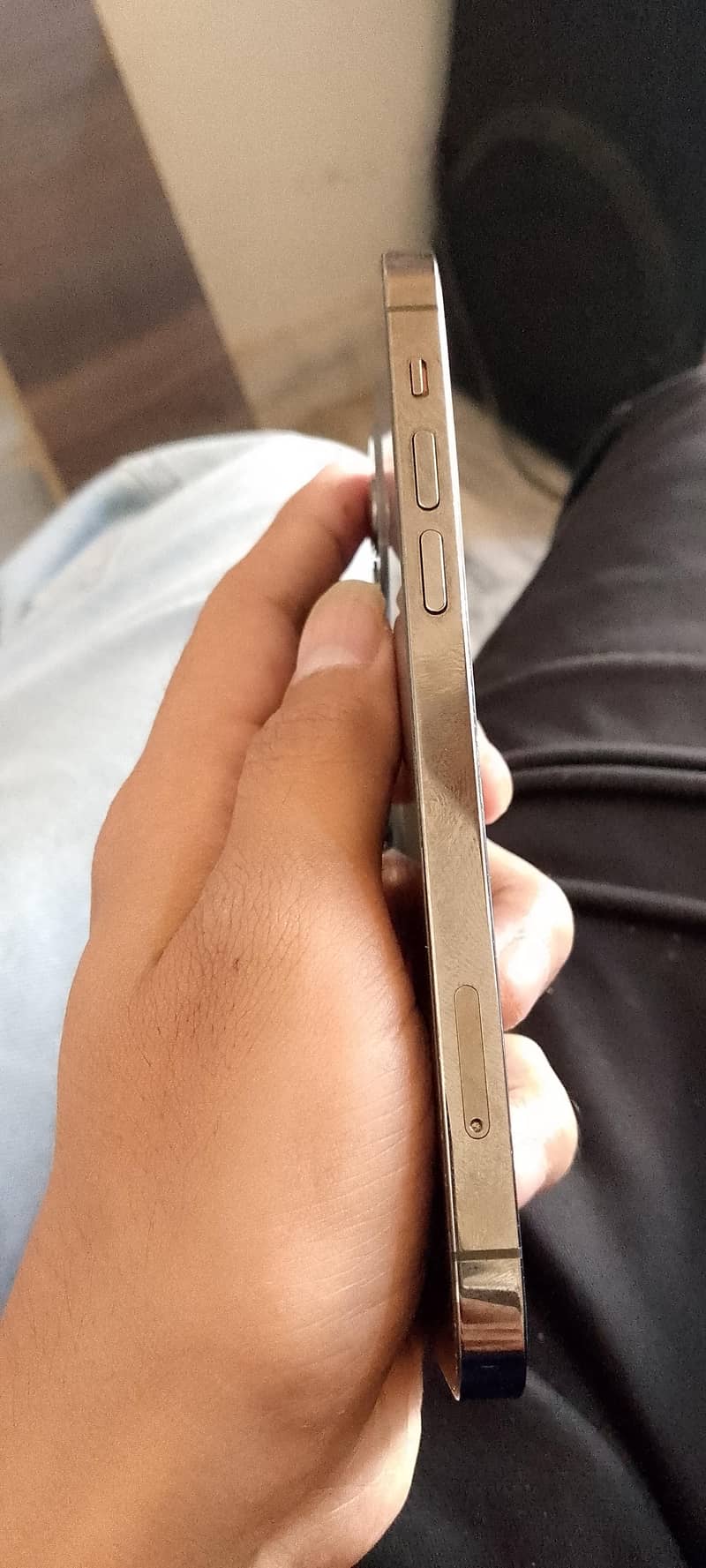 iphone 12 pro 4