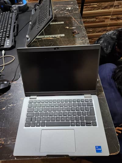 Dell 5320 (i5 11th Generation) 16 GB 256 GB