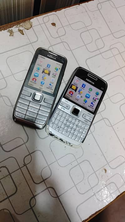 Nokia E52/72