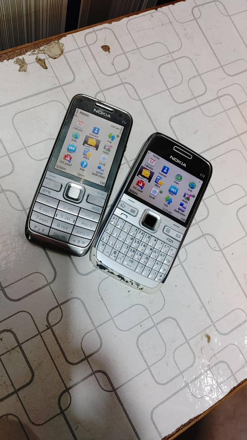 Nokia E52/72 0
