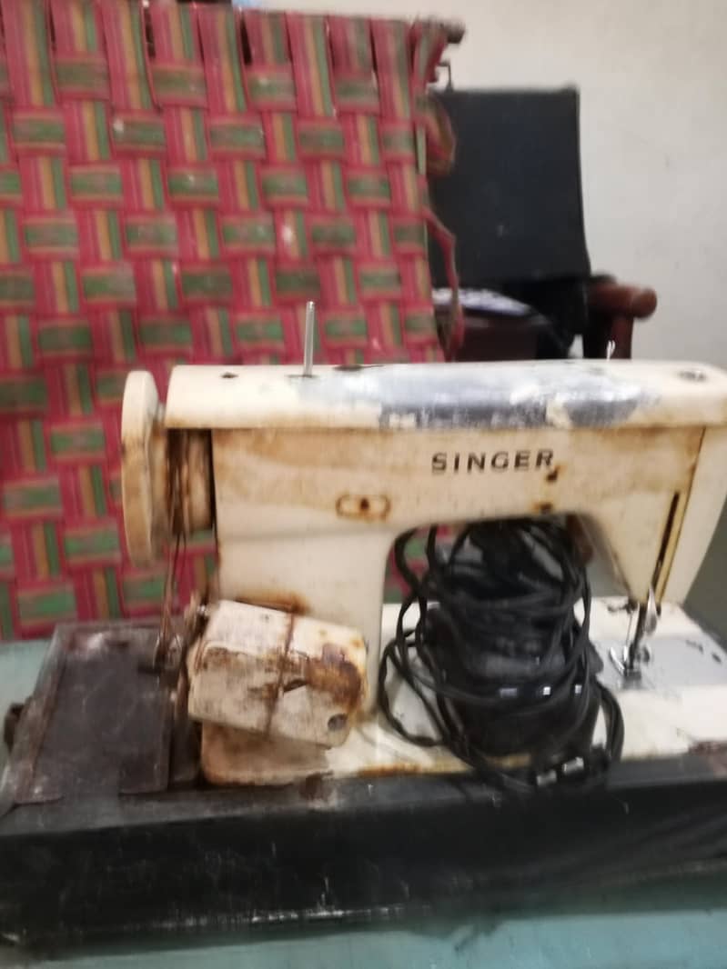 singer machine 1