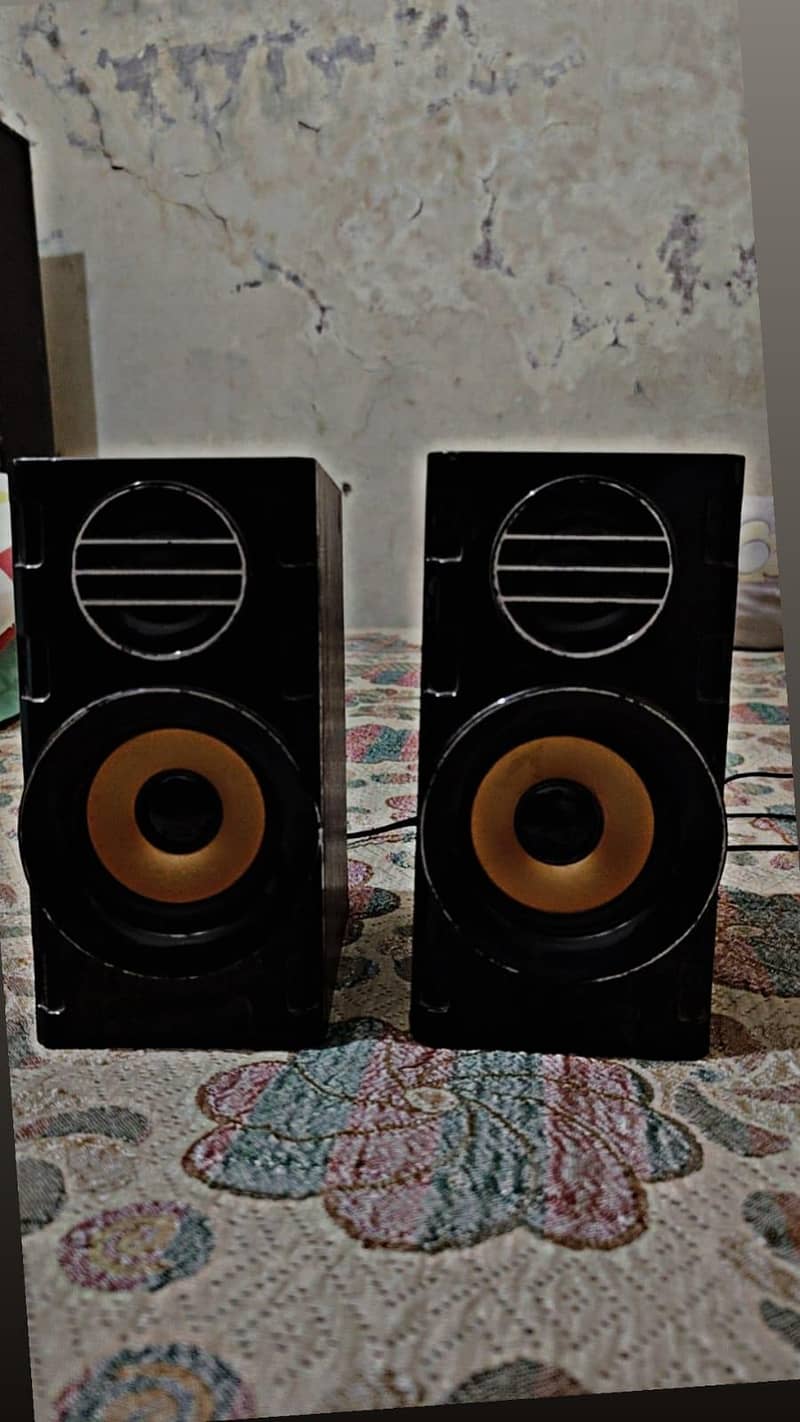 Bluetooth speaker 0
