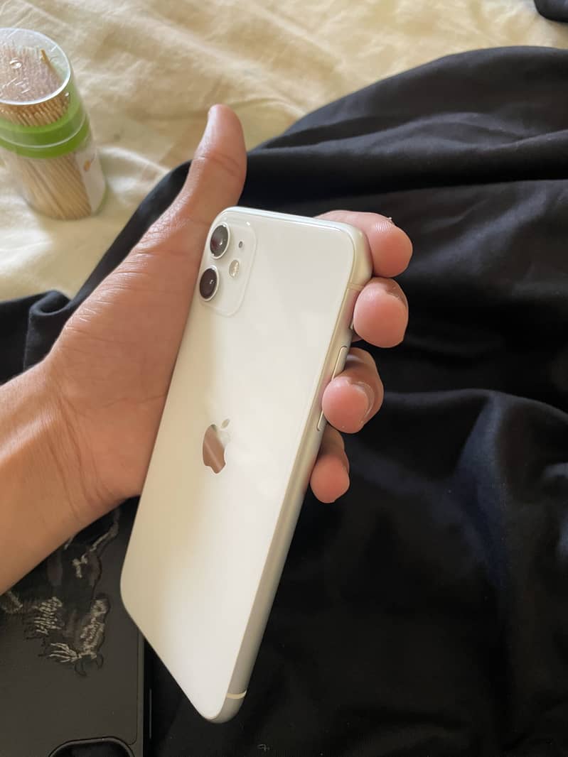 Apple iPhone 11 2