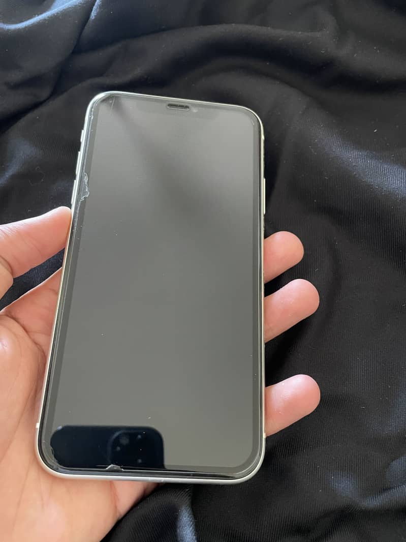 Apple iPhone 11 13