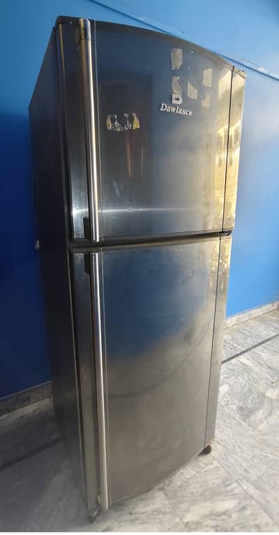 Dawlance alHizone Model Fridge to sell