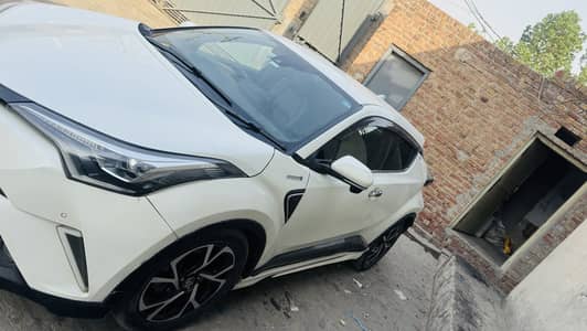 Toyota c-hr 2018 model 2019 import