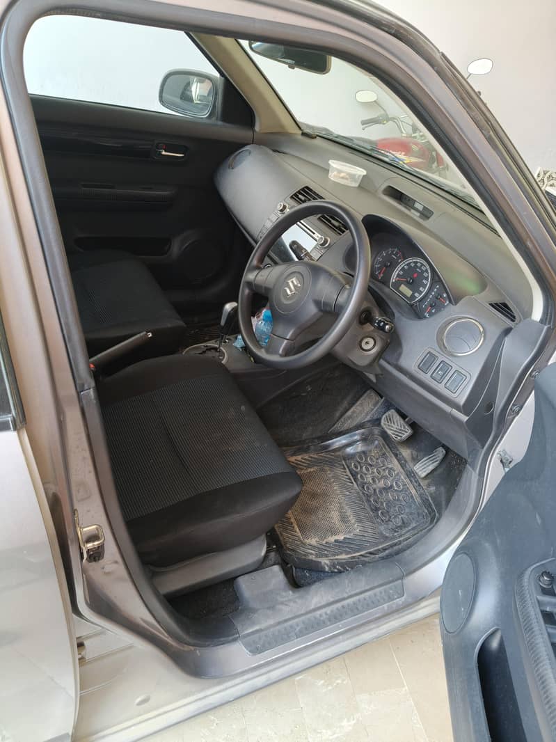 Suzuki Swift 2018 Automatic 5