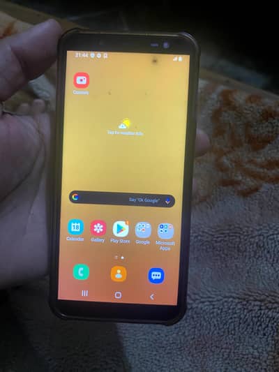 Samsung j6