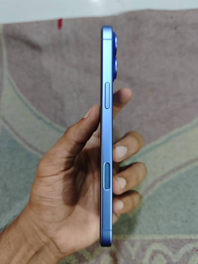 IPHONE 16 PLUS 2