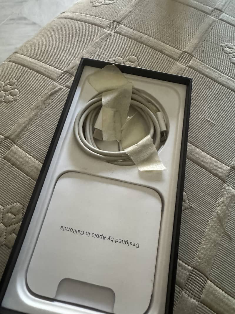 Apple iPhone 13 3