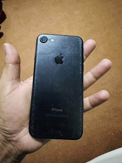 iPhone 7 For Sale Serious buyer contact me