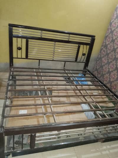 double iron bed