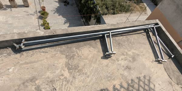 3 pairs of L3 structures for solar panels