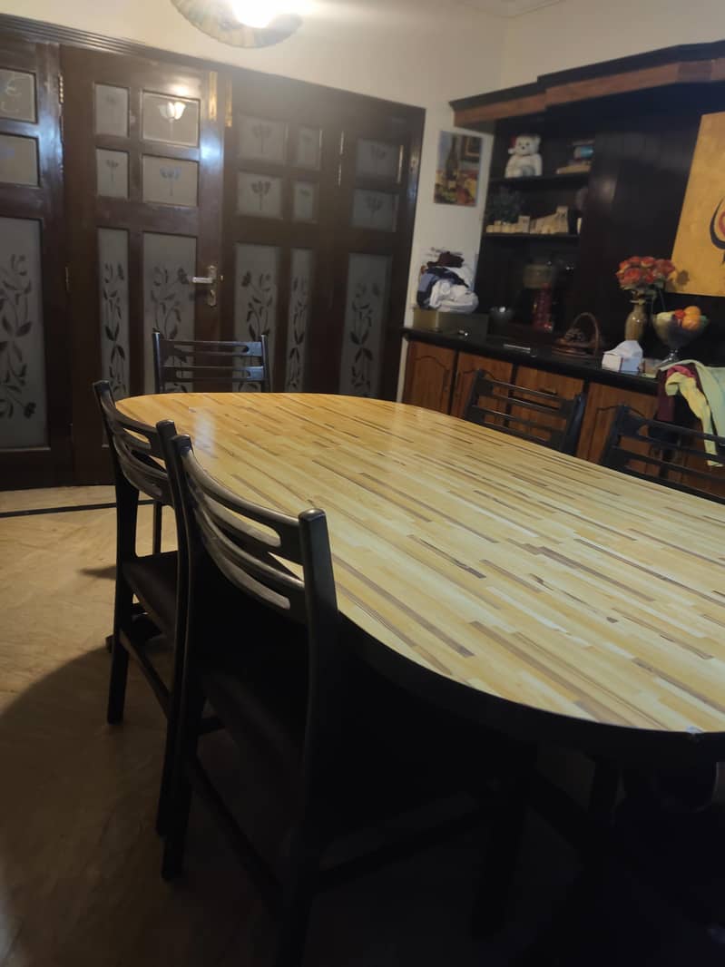6 seater Dining table 2