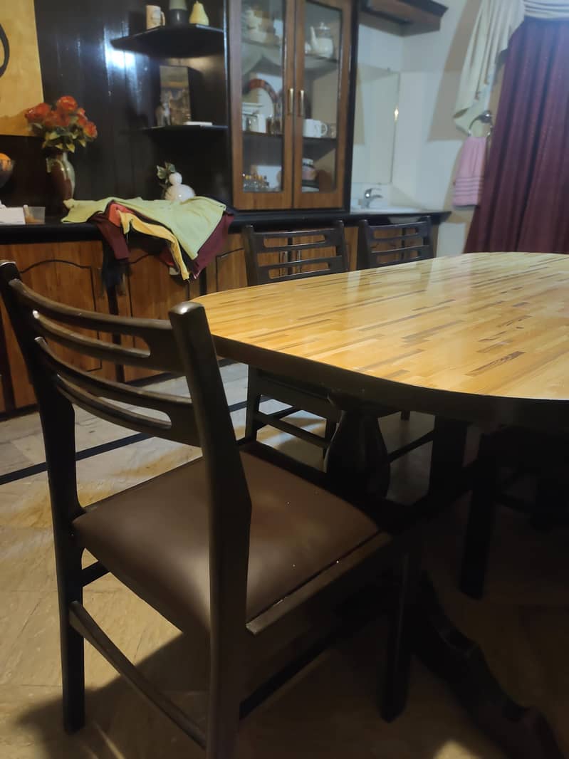 6 seater Dining table 3