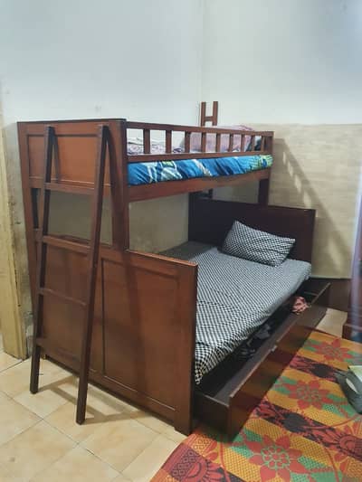 Custom Made Wooden Bunk Bed – 10/10 Condition