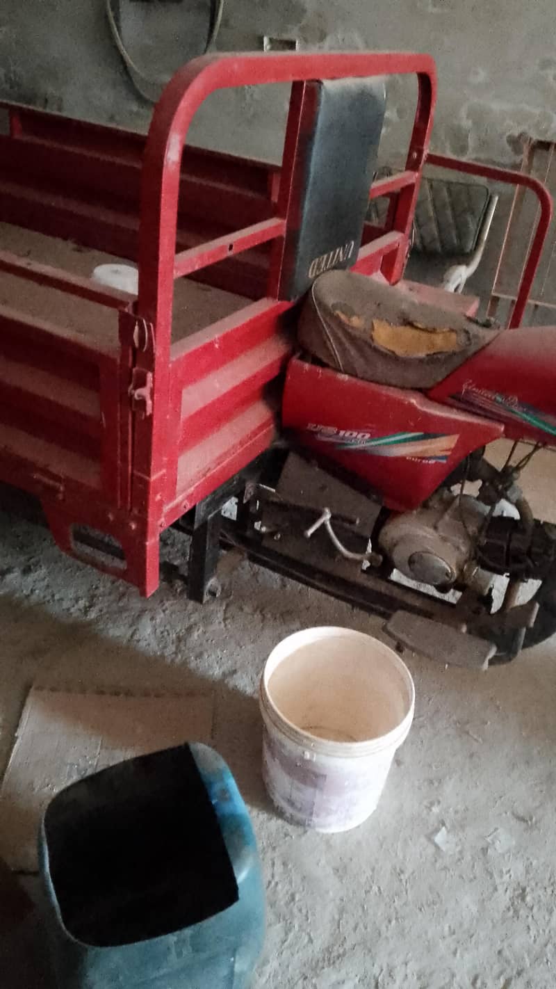 100cc loader Rickshaw 2