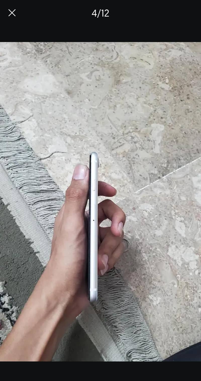 IPHONE SE 2020 3