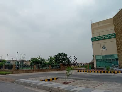 BRAND NEW: 5 BEDROOMS (BRIGADIER HOUSE) FOR RENT ASKARI 6 SECTOR 4 JHY ASSOCIATES