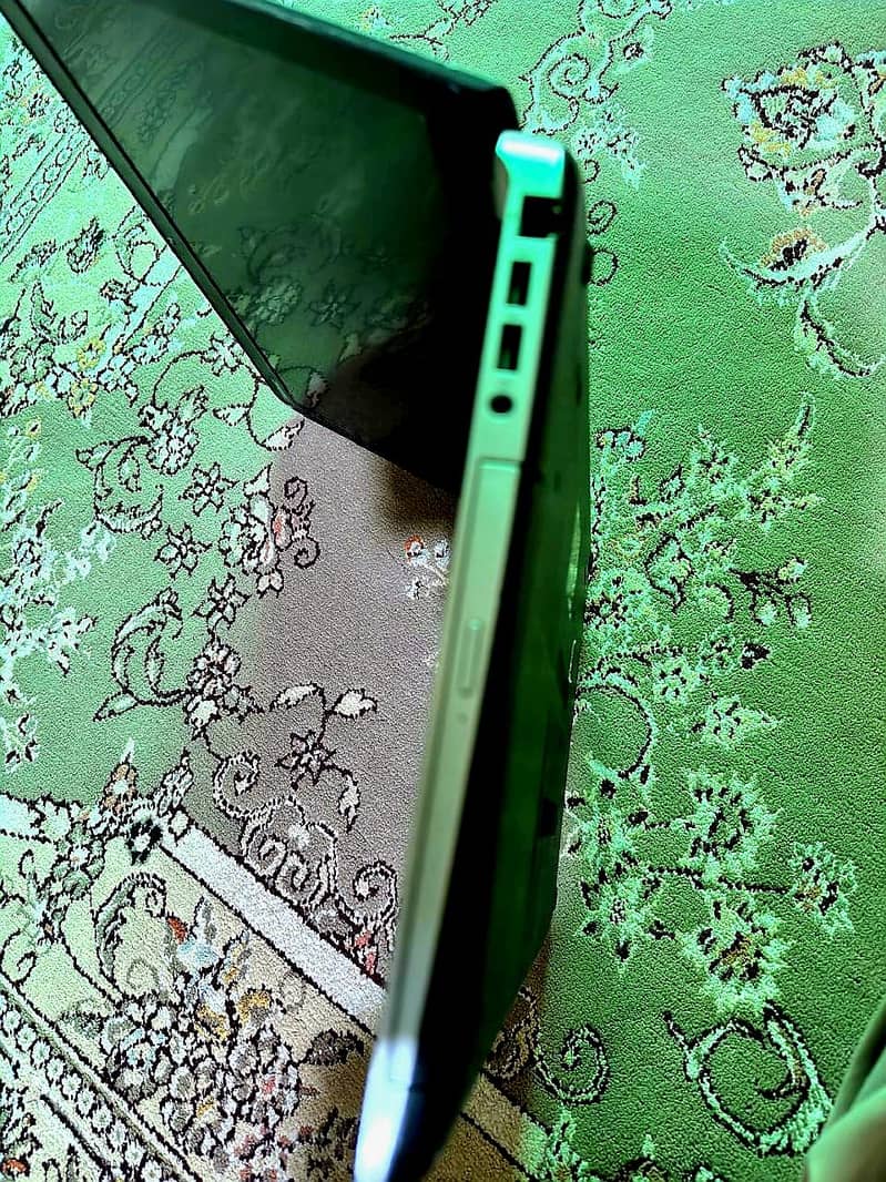 Hp i3 6th generation laptop 2