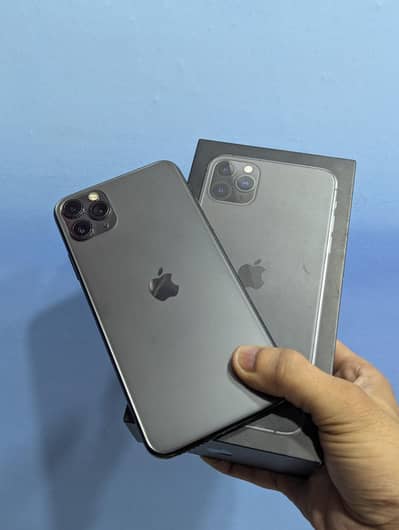 iphone 11 pro max with box