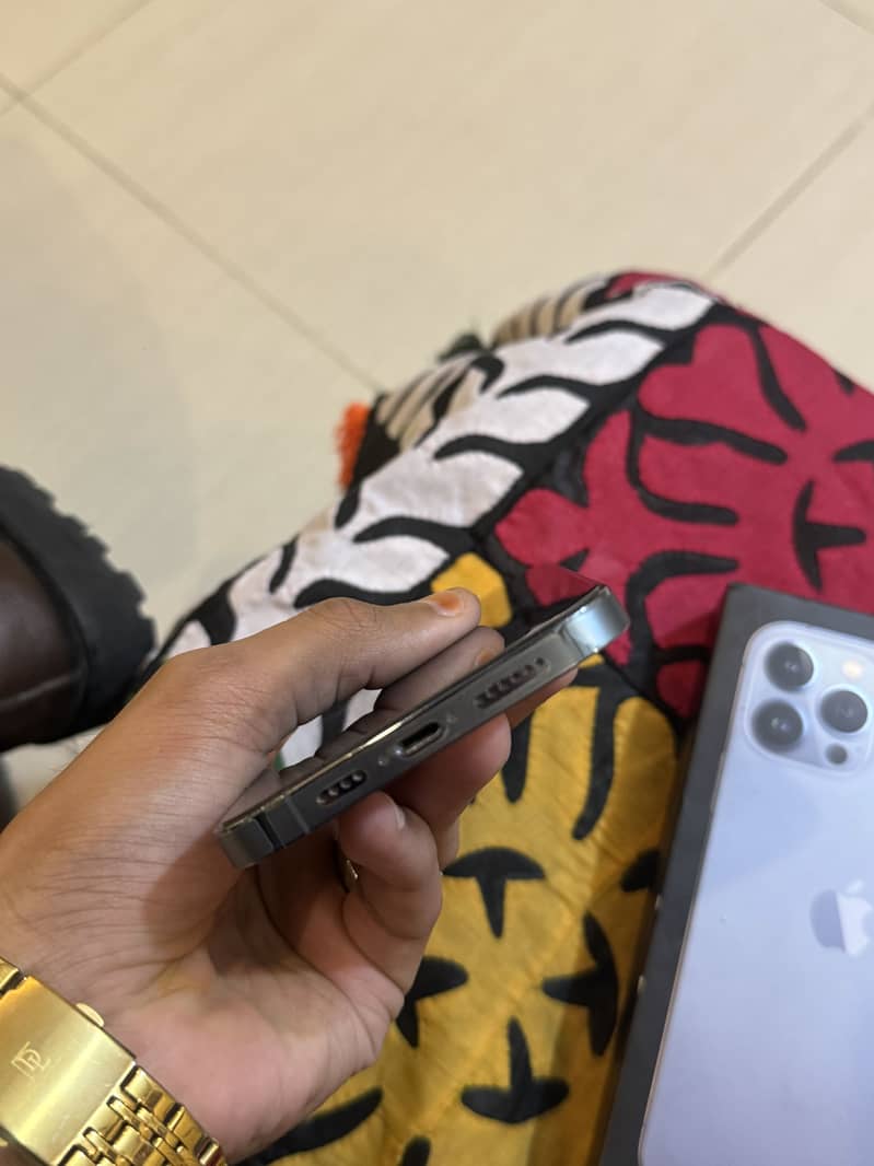 iphone 13 pro max 2