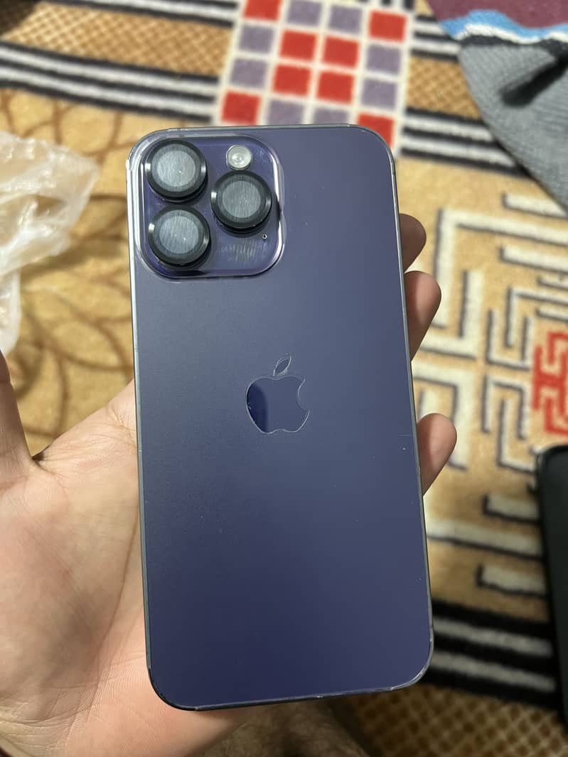 iPhone 14 pro max 3