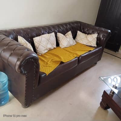 leather sofa 2 seater 3 seater and 1 seaty 1 centre table
