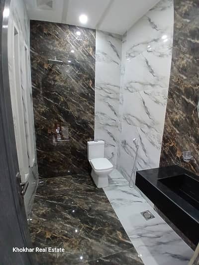 10 Marla Just Like A Brand New House For Sale In Paragon City