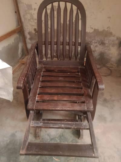 Wooden Rocking chair